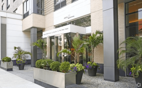 TOMPKINS COURT APARTMENTS