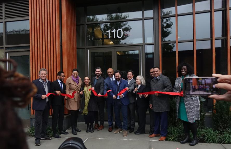 Ribbon Cutting ceremony at Chestnut Commons in the Brond