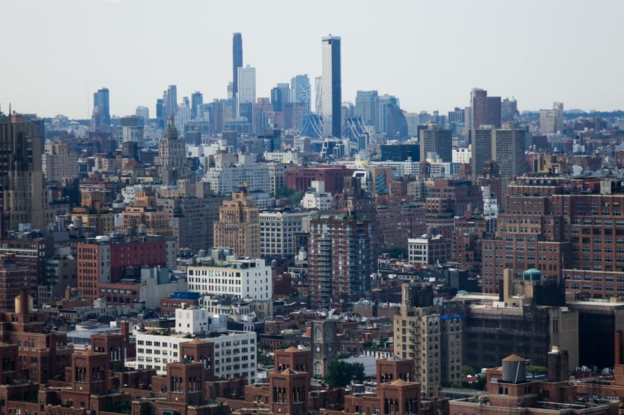 Cityscape image of New York City skyscrapers (Flickr @NYCmayorsoffice)