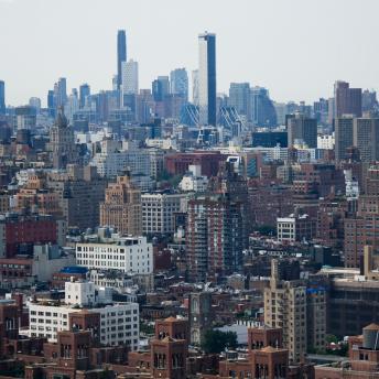 Cityscape image of New York City skyscrapers 